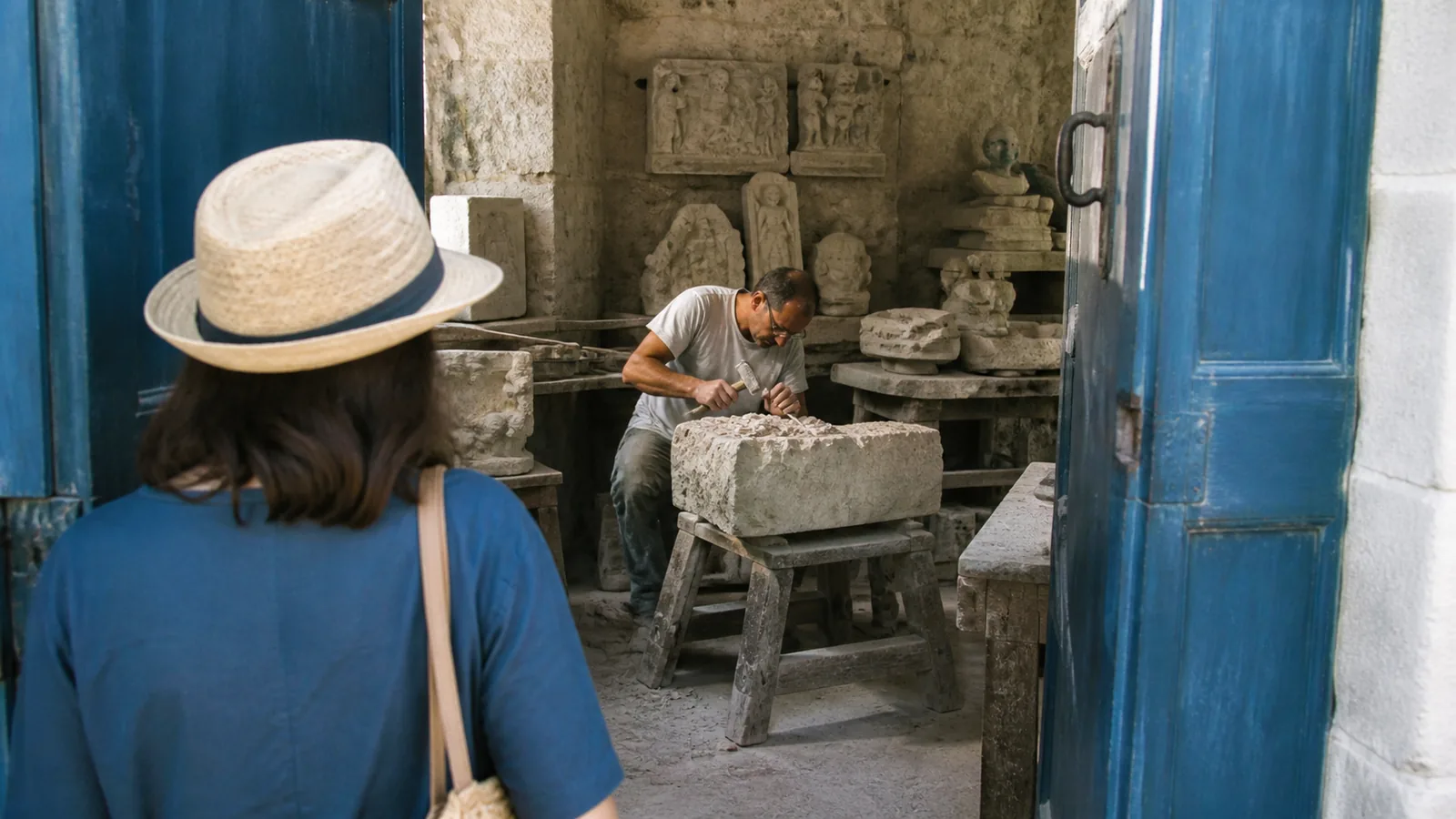 découvrez le tourisme culturel, une forme d'évasion qui allie découvertes historiques, art et traditions locales. dans cet article, nous définissons ce concept enrichissant et explorons ses multiples facettes pour vous inspirer lors de vos prochaines aventures.