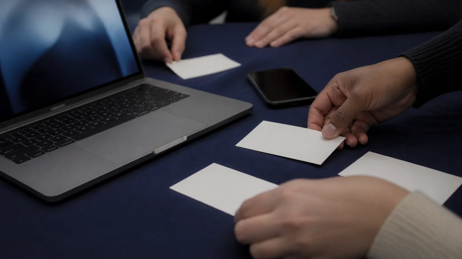 découvrez ce qu'est l'éthique numérique dans notre article explicatif. apprenez les principes qui régissent l'utilisation responsable des technologies et l'impact de la numérique sur la société.