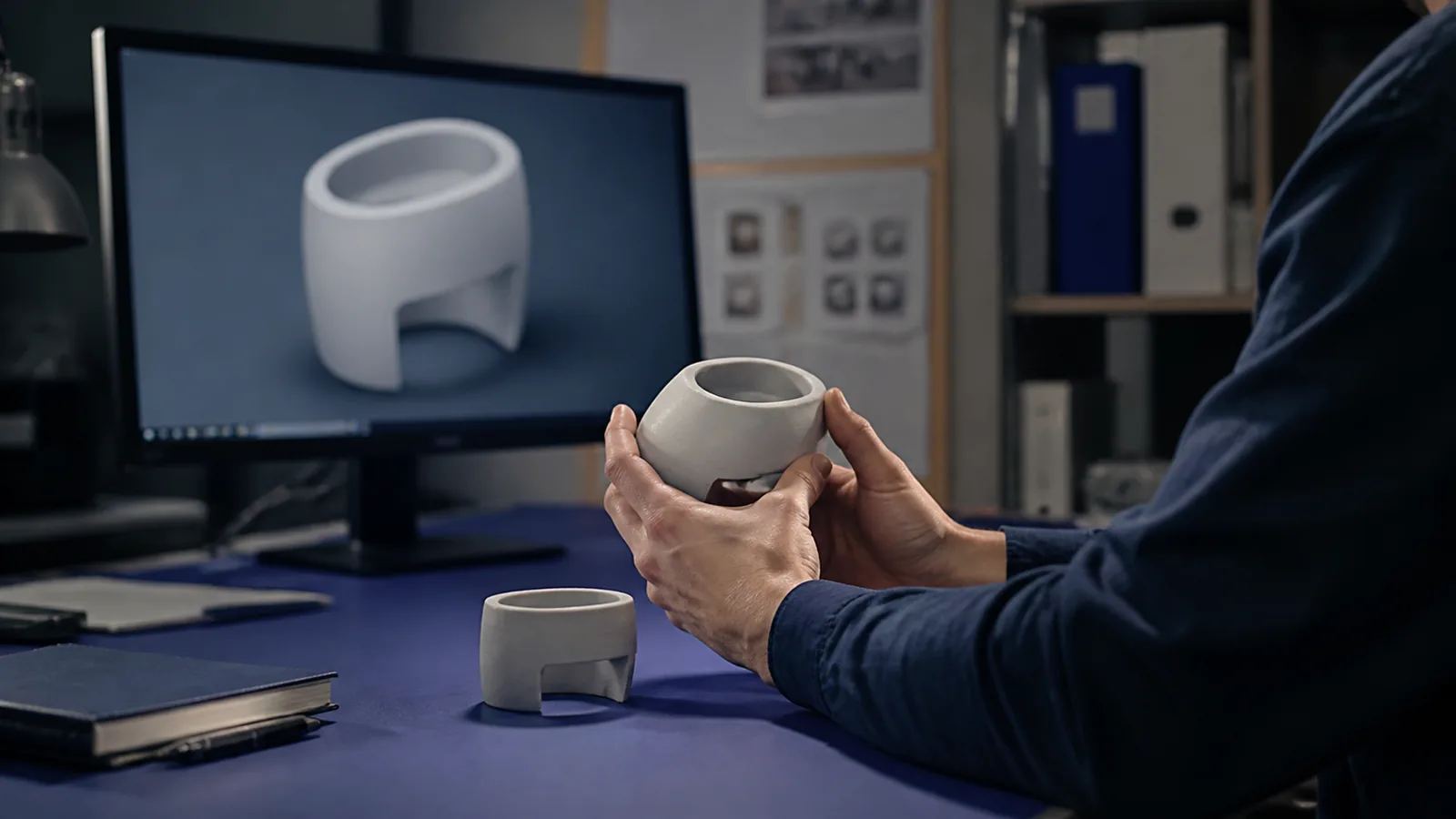 découvrez la modélisation 3d, un processus créatif qui permet de représenter des objets en trois dimensions grâce à des logiciels avancés. apprenez les bases, les techniques et les applications variées de cette discipline essentielle dans le design, l'architecture et l'animation.