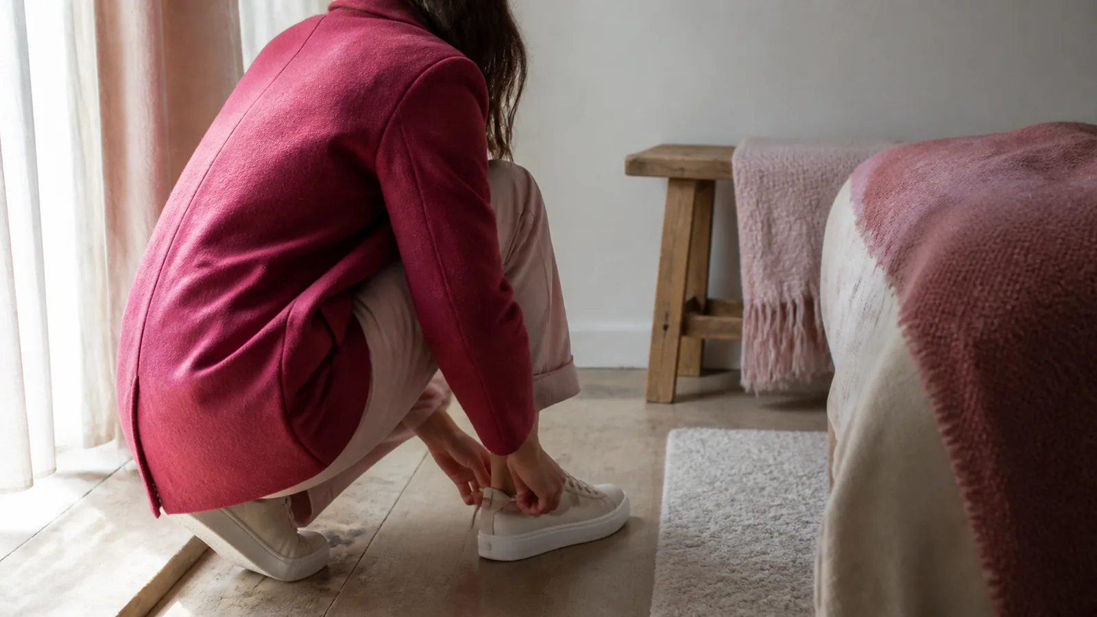 découvrez le style sporty chic, une tendance alliant confort et élégance. dans cet article, nous définissons ce style mode unique qui marie vêtements décontractés et touches sophistiquées pour une allure à la fois sportive et chic.