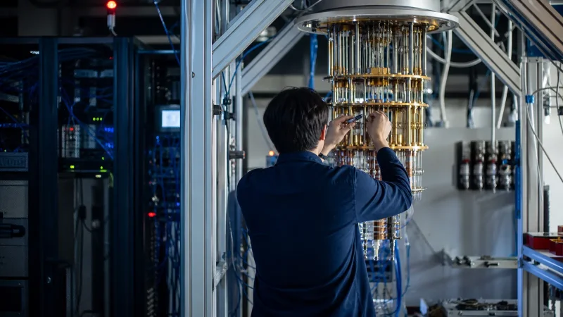 découvrez l'univers fascinant de l'ordinateur quantique grâce à notre définition claire et concise. comprenez les principes fondamentaux de cette technologie révolutionnaire et son impact potentiel sur l'informatique moderne.